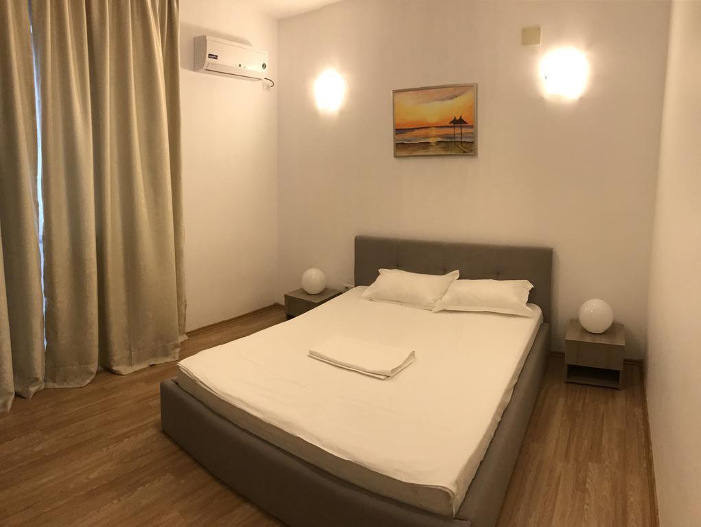 Vila Miruna Hotel Западен Ефорие Екстериор снимка